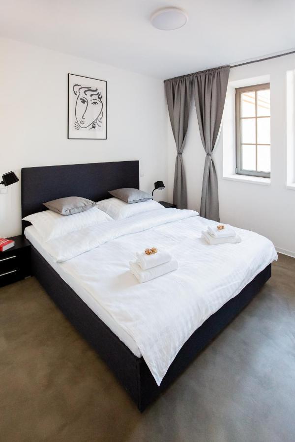 Exclusive Penzion Viva Residence Mladá Boleslav Екстериор снимка